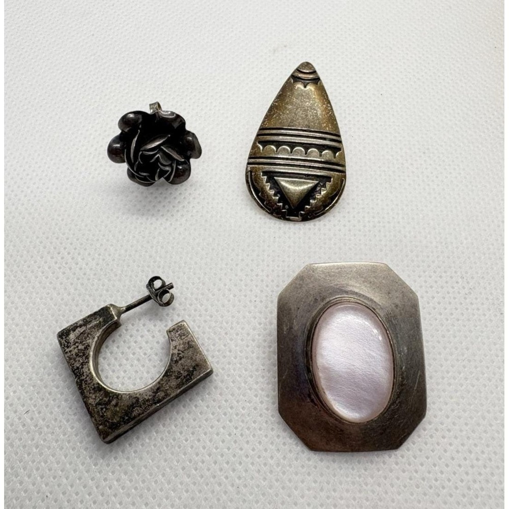 Lot of 4 Sterling‎ Silver Single Earrings Mixed Styles Tribal Floral Modern 16g